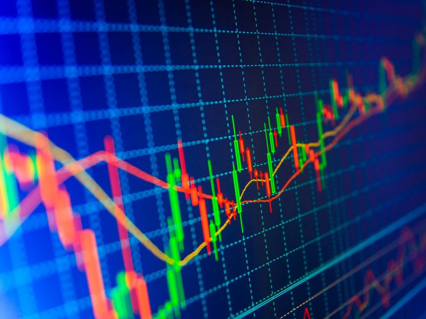 Bitcoin Edges Above $95K, U.S. Stocks Remain Strong as Analyst Warns of 'Blind' Market