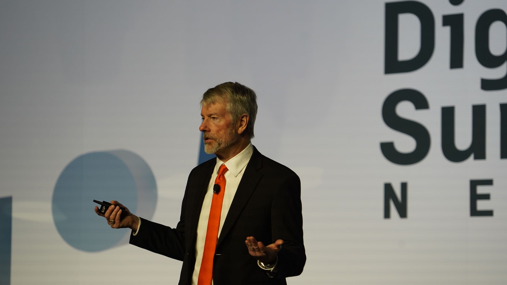 Strategy Chair Michael Saylor Shares ‘21 Ways to Wealth’ in Vegas Keynote