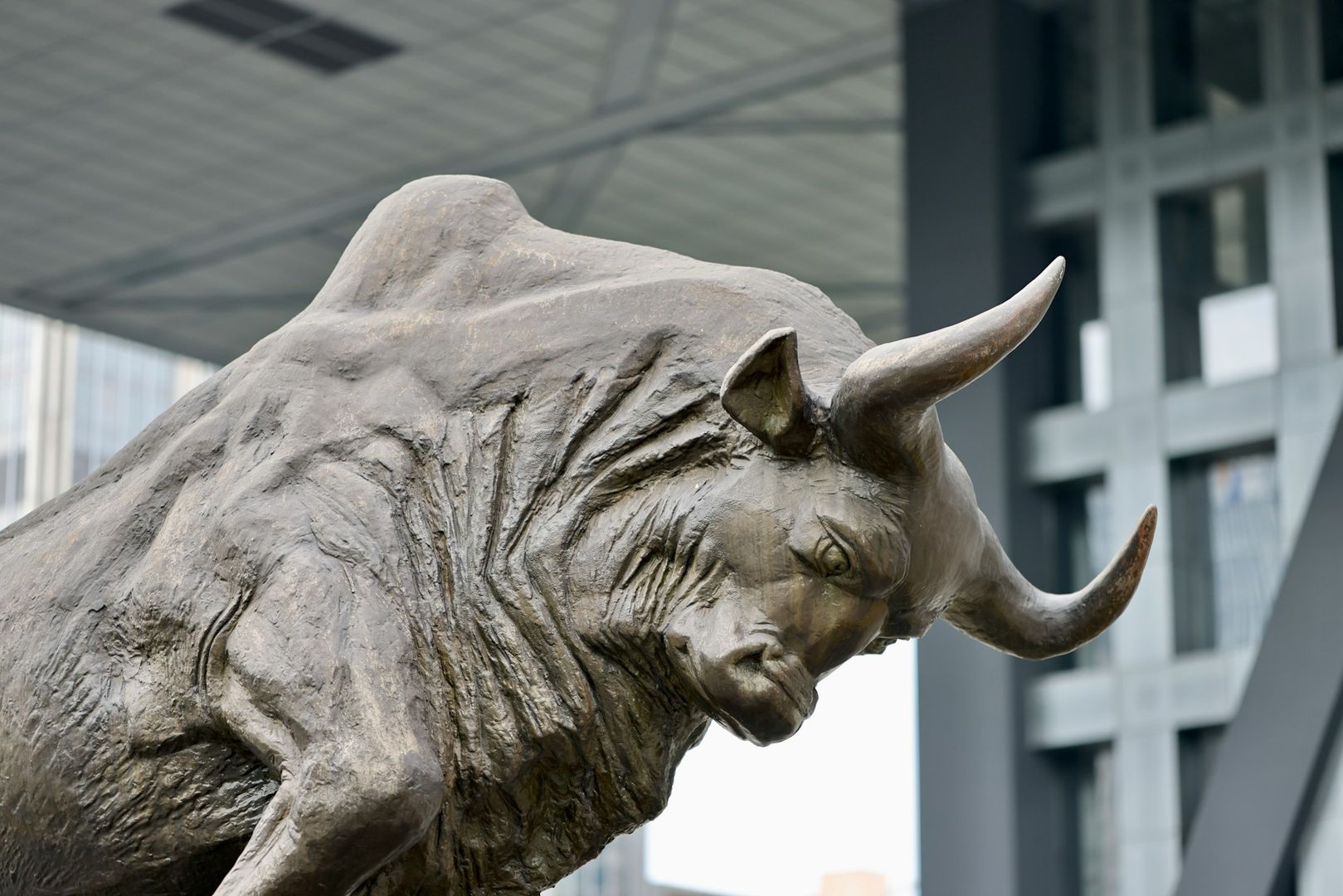 Crypto Daybook Americas: All Eyes on Jobs, Fed as Bitcoin Prepares for Breakout Rally