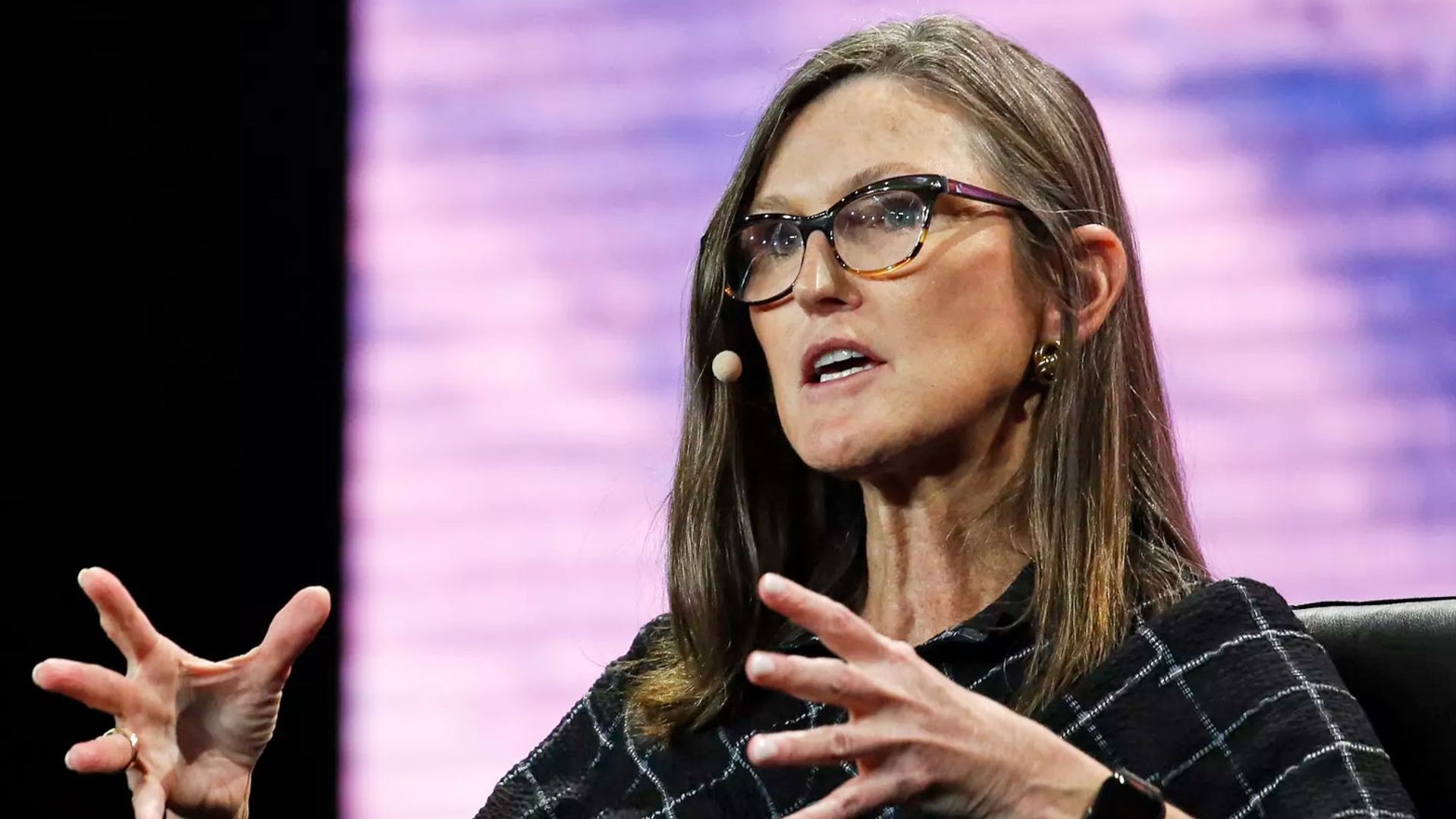 ARK Invest Offloads Over $50M in Circle Shares as Stock Extends Rally