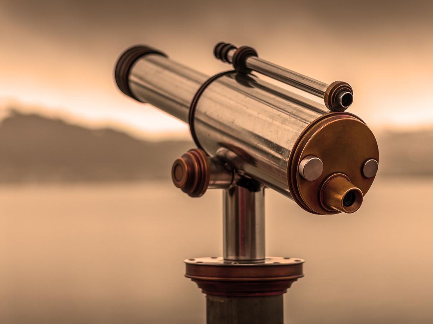 Bitcoin Moonshot? Trader Bets on 28% Surge in BlackRock's Spot BTC ETF by Month-End