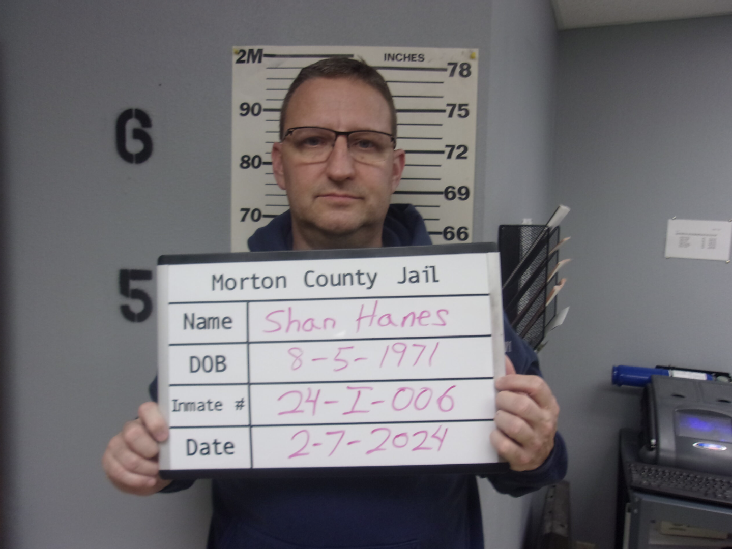 DOJ Ties Kansas Bank Collapse to $225 Million 'Pig Butchering' Seizure