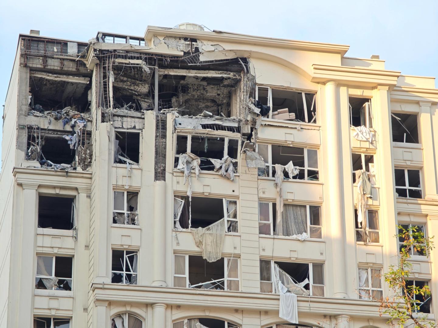 Crypto Daybook Americas: Bitcoin Weathers Market Rout as Israel Hits Iran