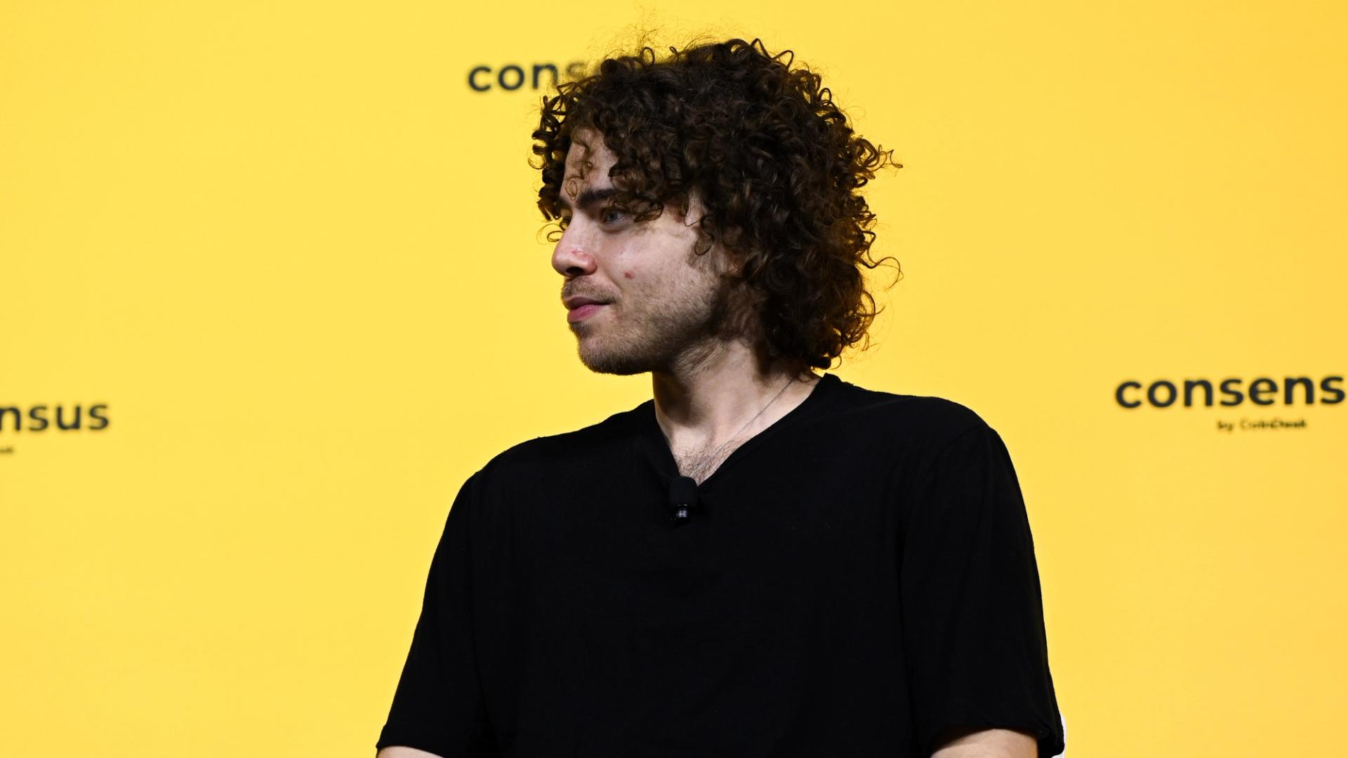 Crypto Prediction Market Polymarket Weighs Launching Its Own Stablecoin: Source