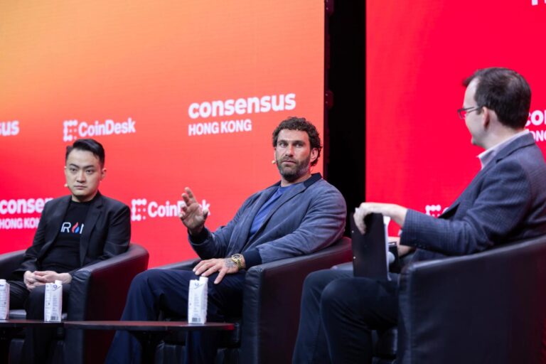 Trump-Linked WLFI Token Clears Vote to Become Tradable