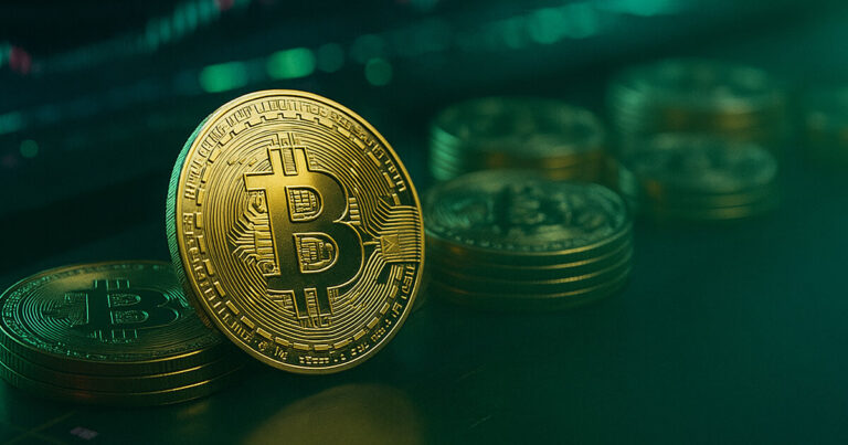 Bitcoin remains stuck in $100k-$110k band as retail and whales enter potential standoff