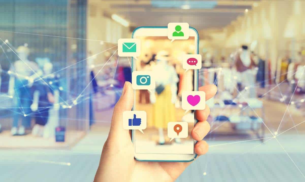 SOL, ETH Dominate Crypto Conversations Across Platforms: TRX, XLM Follow Suit