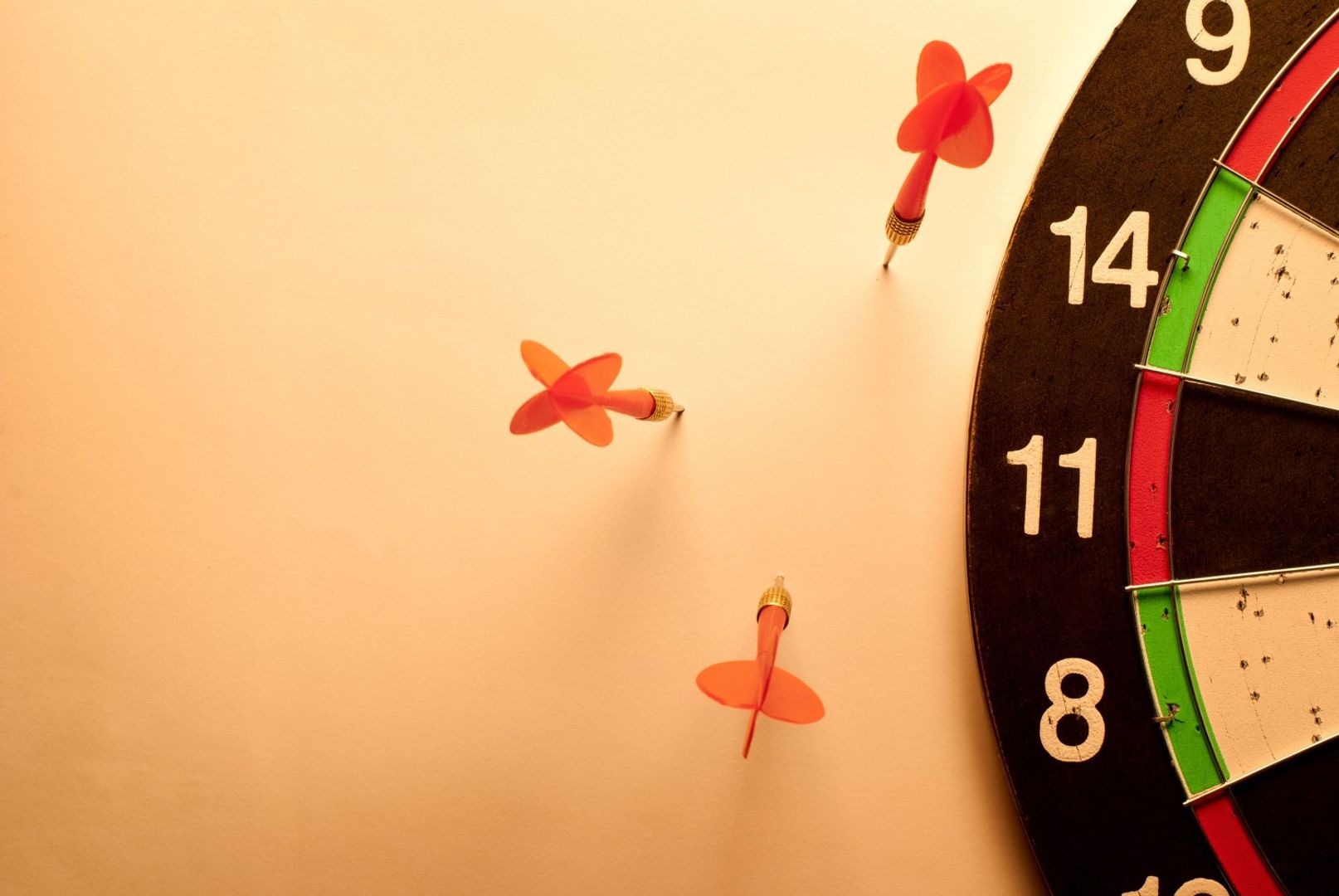 Dogecoin Sellers in Control as Monero Attacker Votes to Target DOGE; Bitcoin Below $116K