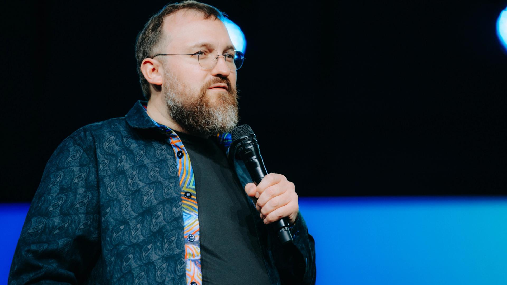 US Healthcare Is 'F***ed,' Says Cardano's Hoskinson, Pitches AI, Blockchain Solutions