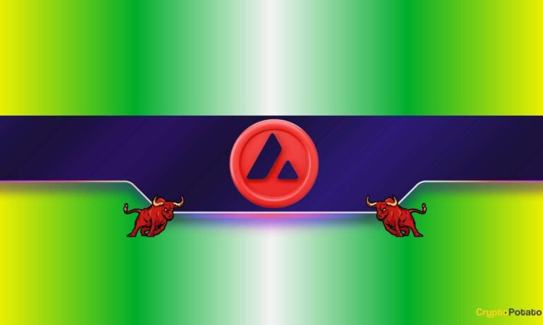 AVAX Bulls Target $46 If This Key Barrier Falls
