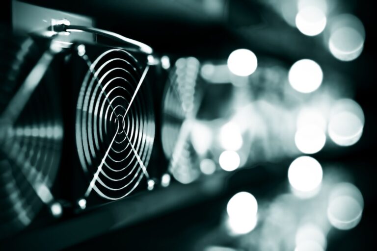 AI, Mining News: GPU Gold Rush: Why Bitcoin Miners Are Powering AI’s Expansion