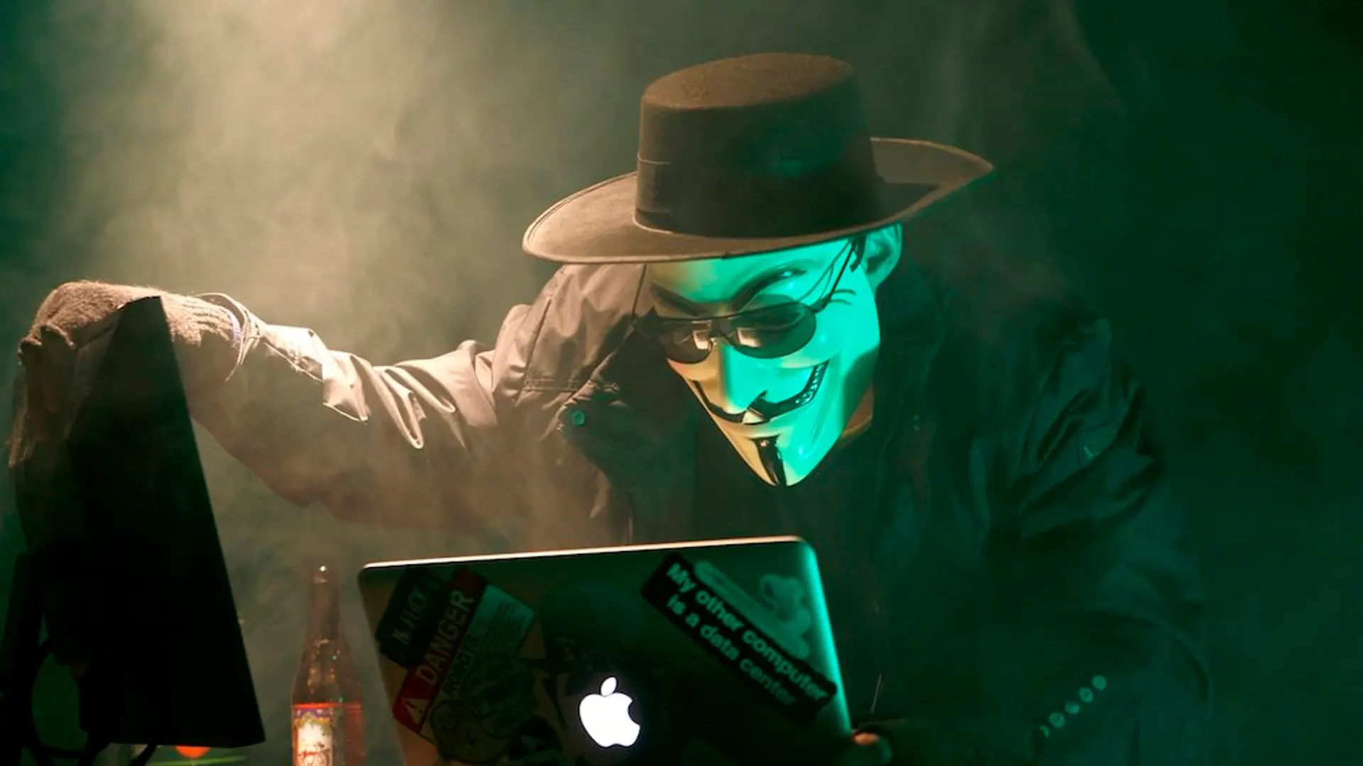 Crypto Hackers are Now Using Ethereum Smart Contracts to Mask Malware Payloads