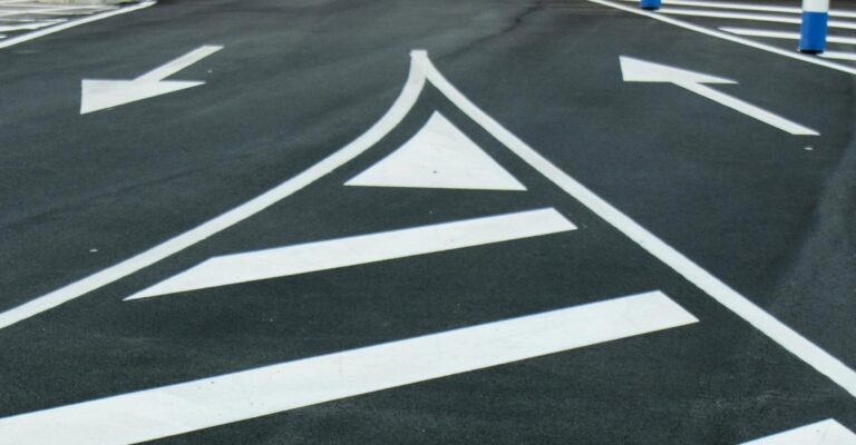 Why Bitcoin Volatility Remains Sticky While S&P 500's VIX Reverses October 10 Surge