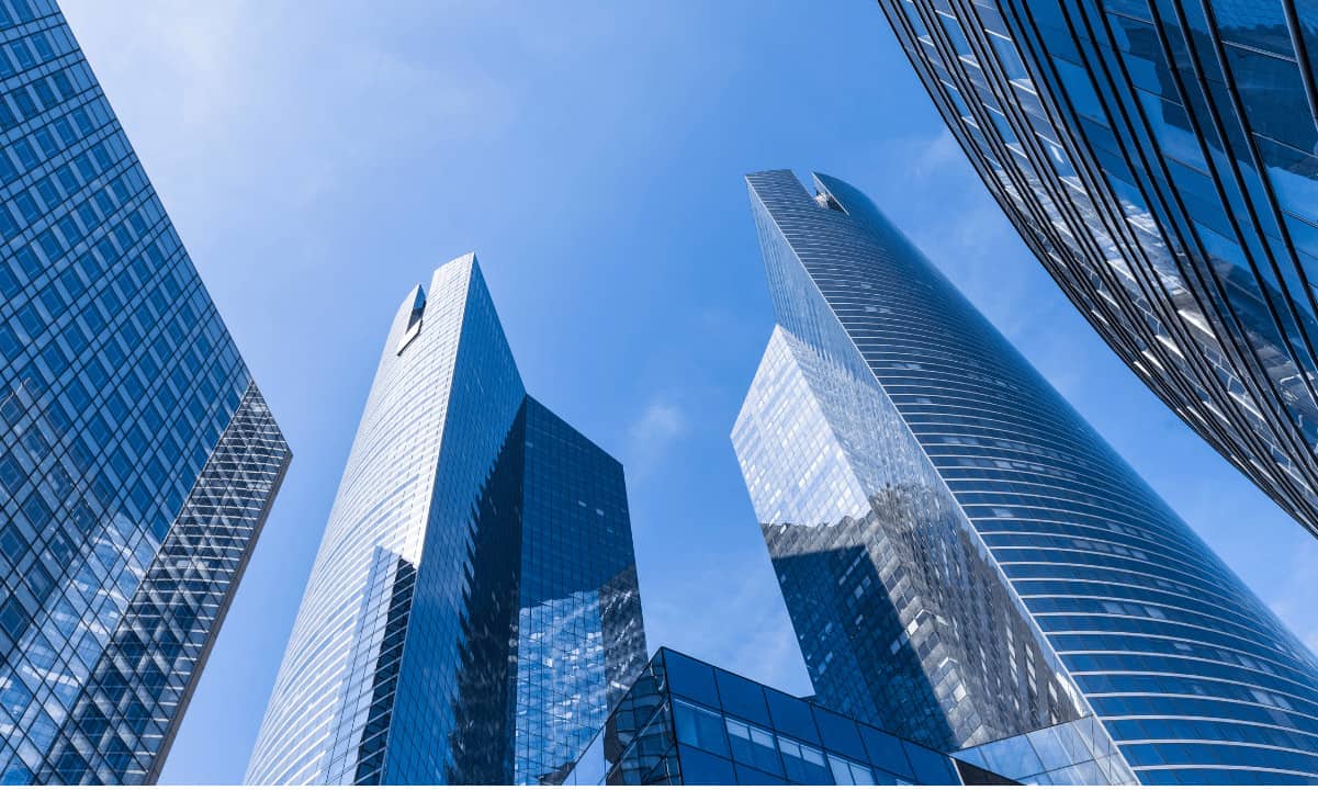 Coinbase Exec Blasts Banking Lobby’s Stablecoin Push as ‘Unamerican’ Overreach