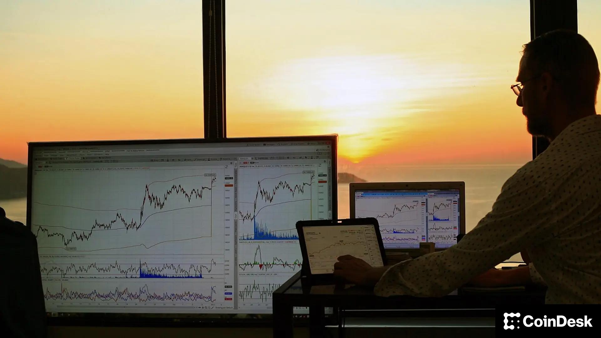 ETH, SOL, ADA Slide as Bitcoin Sees Year End Profit-Taking