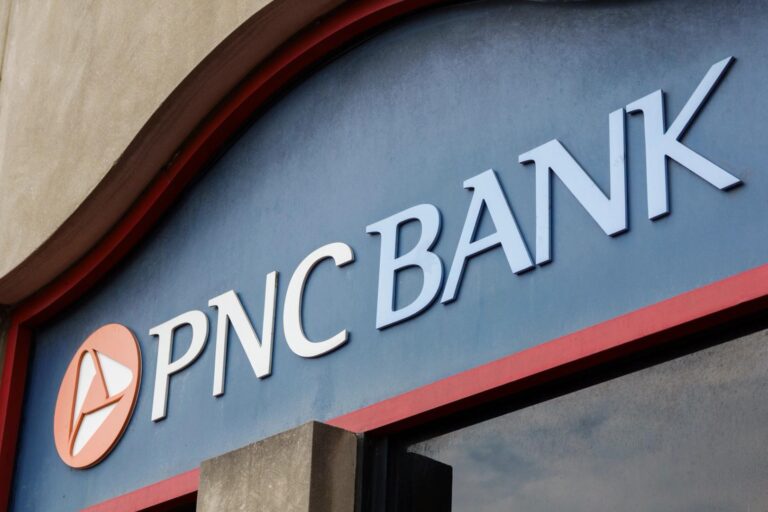 PNC Bank Rolls Out Spot Bitcoin Access for Private Clients After 2025 Reveal