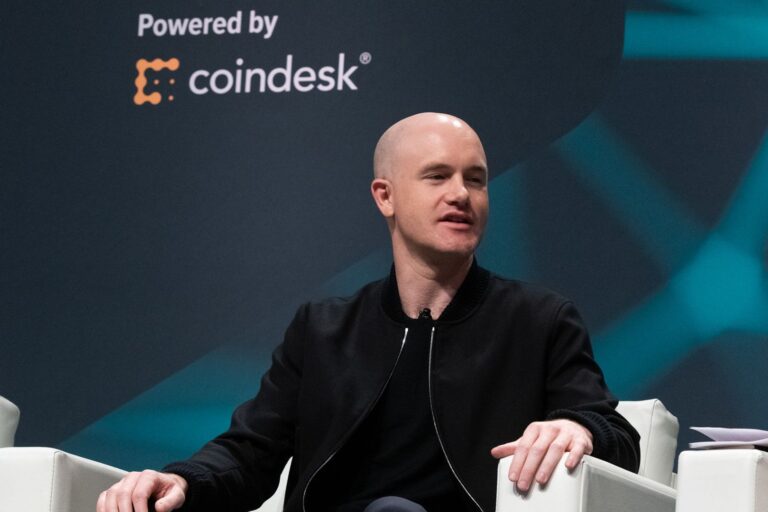 Coinbase pulls support from crypto market structure bill