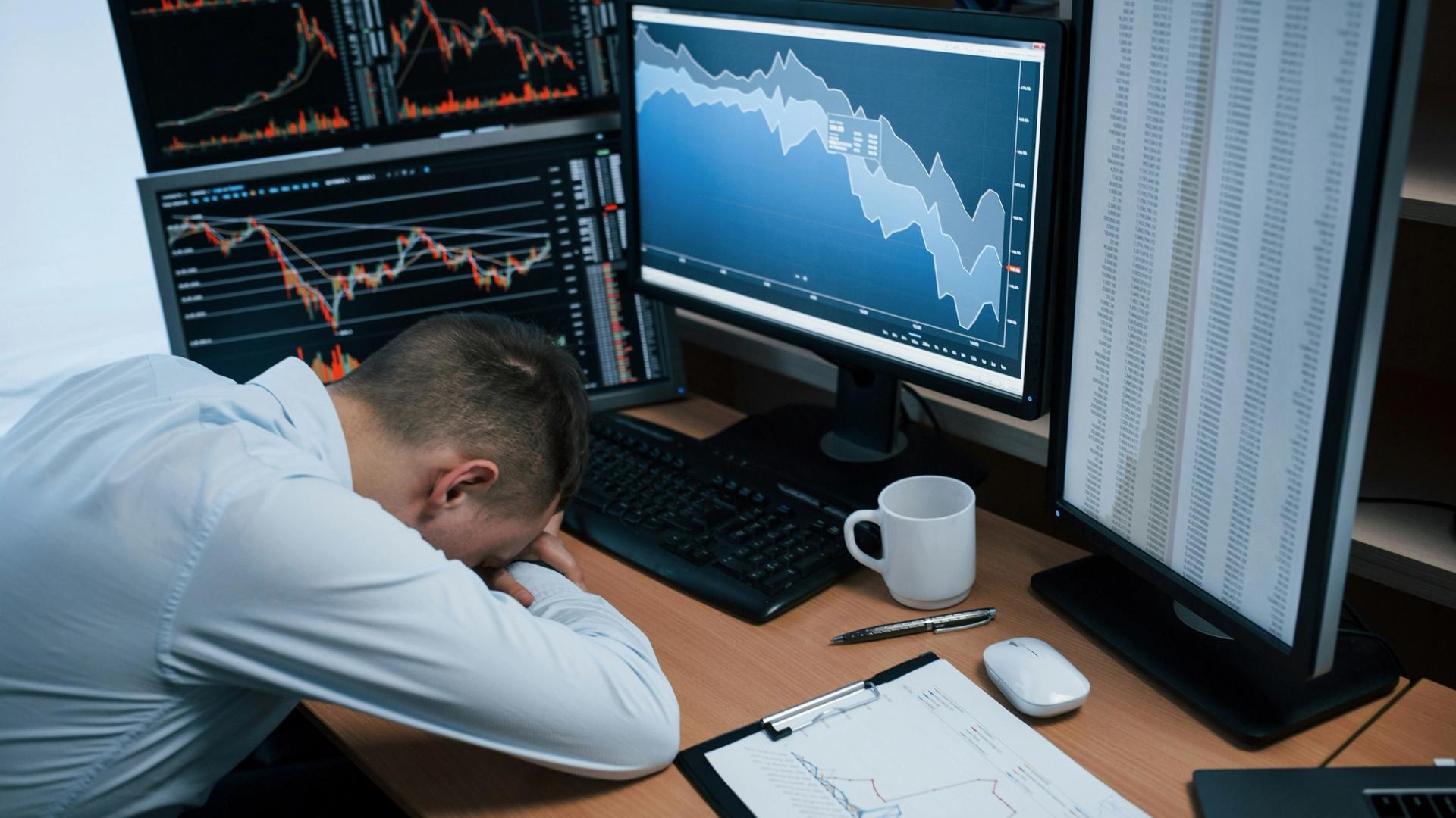 Bitcoin falls bellow $89,000 as rally attempt fizzles despite trade war risk relief