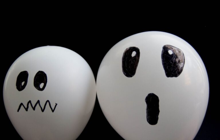 ETH, SOL, XRP extend losses as AI scare trade unsettles risk markets