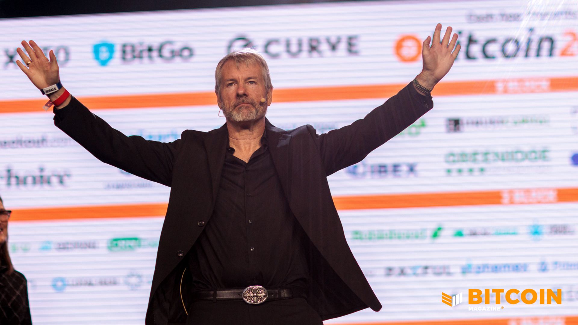 Strategy ($MSTR) Falls 15% as Investors Brace for Earnings Call