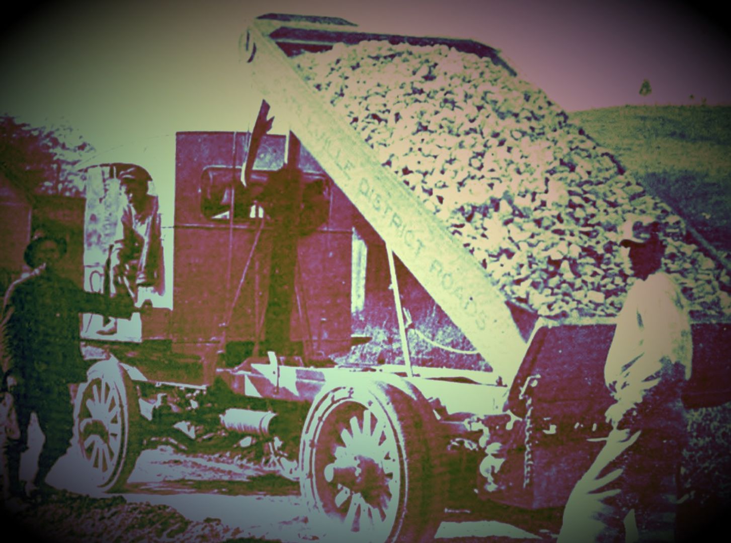 Bitcoin OGs dump over $100 million in BTC after hawkish Fed dents rate cut hopes