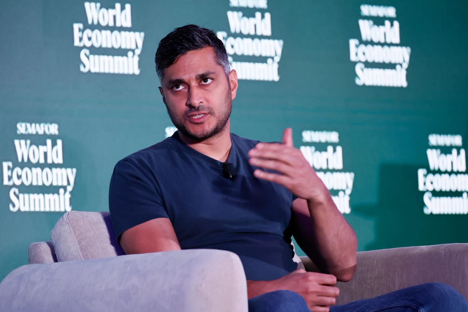 Crypto exchange Kraken freezes multibillion-dollar IPO plan due to difficult market conditions