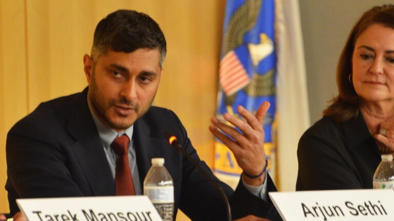 Top Democrat on House committee questions Kraken's Federal Reserve account