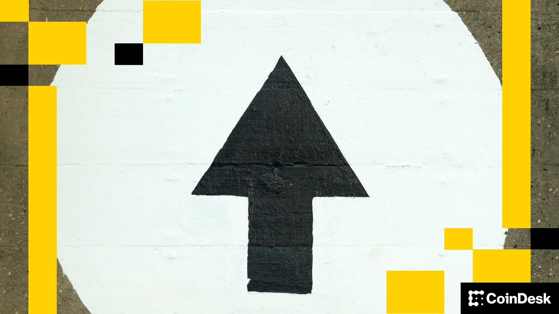 Bitcoin above $71,000, ETH, SOL, ADA zoom higher as cryptos shrugs off stock weakness