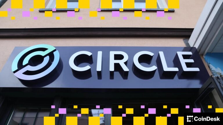 Circle's USDC volumes top Tether's USDT for first time since 2019, prompting sell-side price target hike