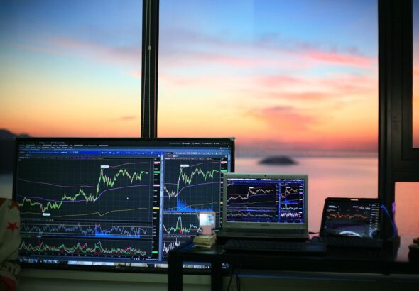 Bitcoin tends to outperform gold and stocks after global shocks, Mercado Bitcoin finds