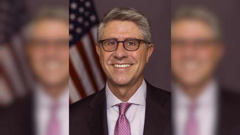 Securitize names ex-SEC official Brett Redfearn as president ahead of public listing