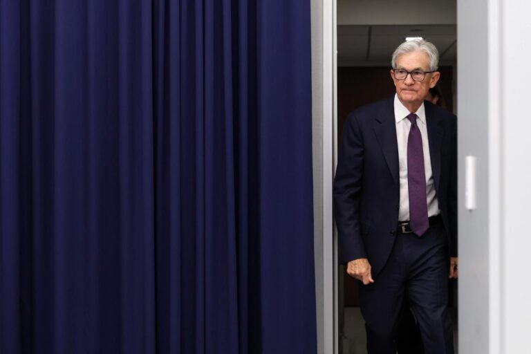 Fed chair Jerome Powell says he will stay on as Govenor after term amid legal pressure