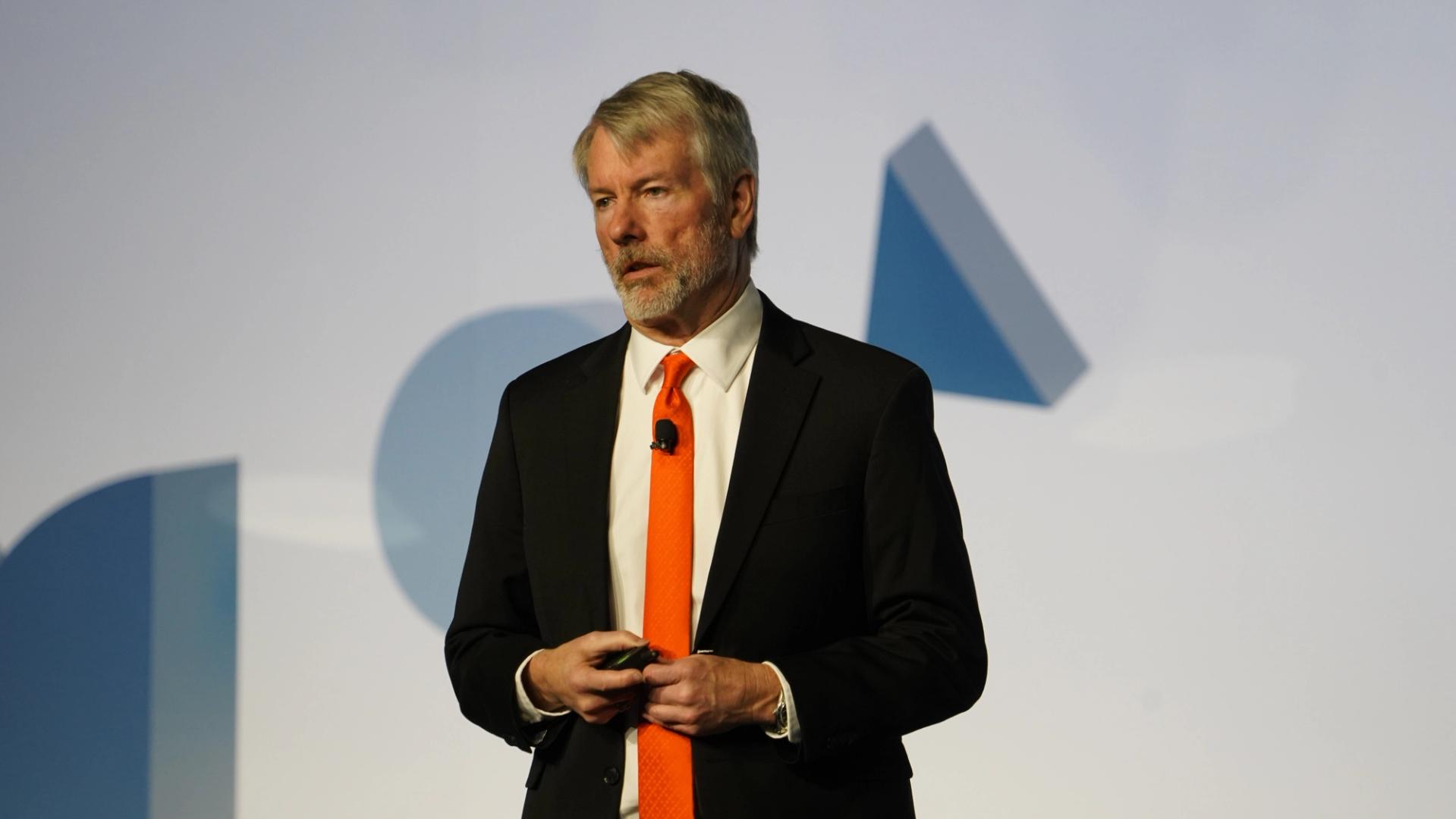 Michael Saylor's Strategy added 13,927 bitcoin for $1 billion