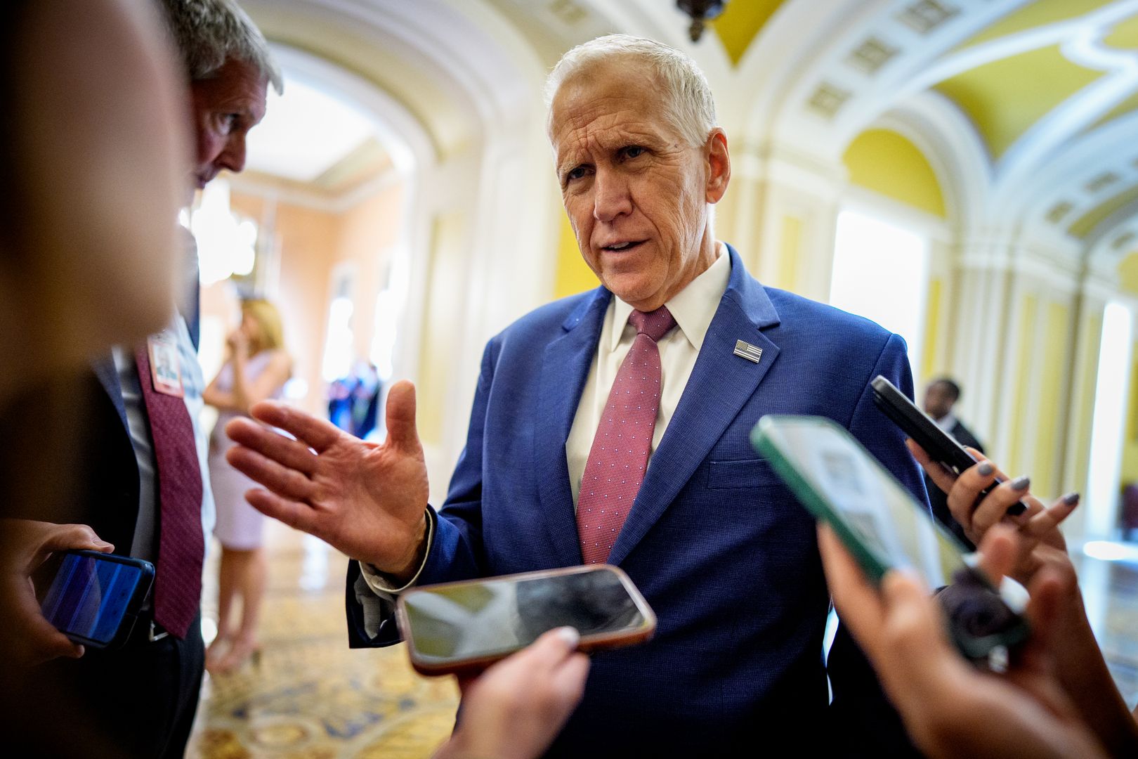 U.S. senator holding cards on Clarity Act's next move says it's ready to get to hearing