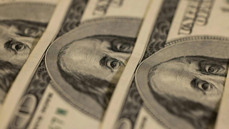 Crypto markets stalls before inflation data as XRP, SOL rebuffed from key price levels