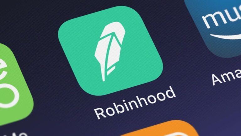 Robinhood is letting AI trade for you so you don't have to keep checking the markets