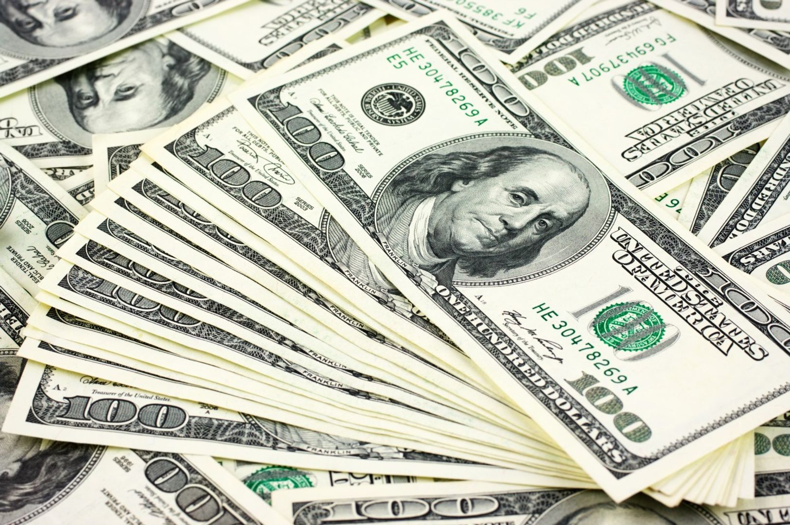 A16z, Paradigm lead $175 million bet to move global credit markets onchain