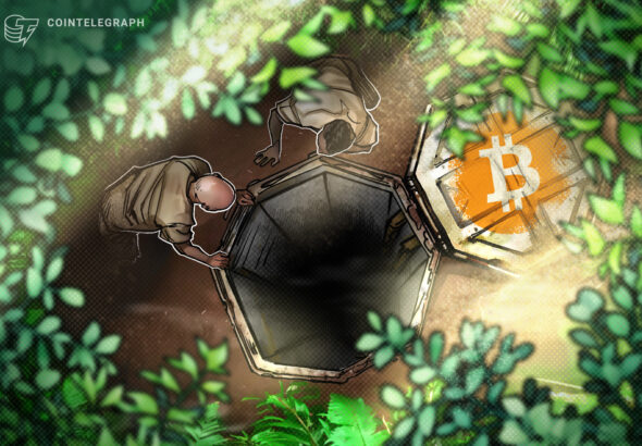 Bitcoin price may hit $24K if US stock market crashes by 50%, analyst warns