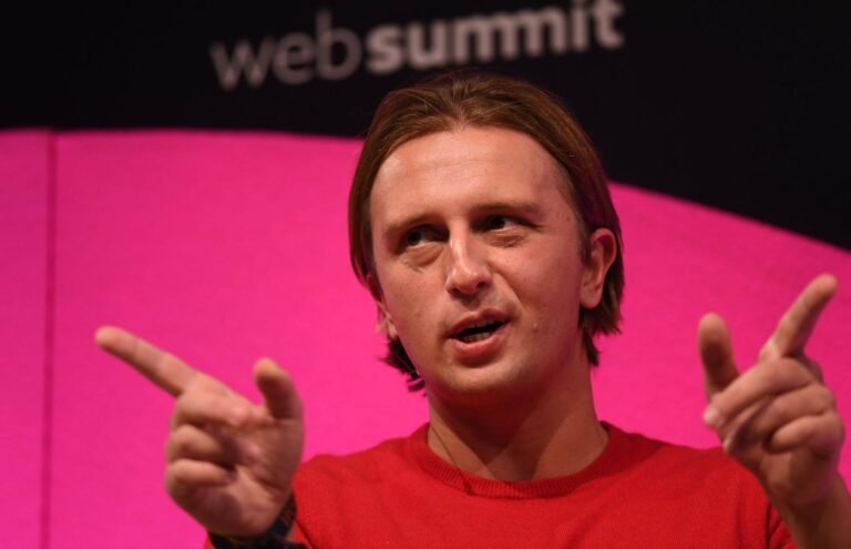 Euro stablecoins get a mainstream push as Revolut begins rolling out EURR in Europe