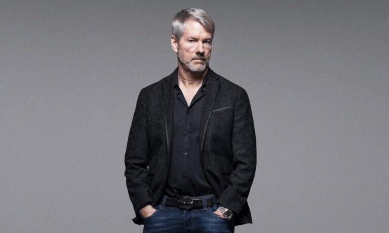 Michael Saylor Teases Strategy’s Next Bitcoin Move: Analysts Expect Another Sale