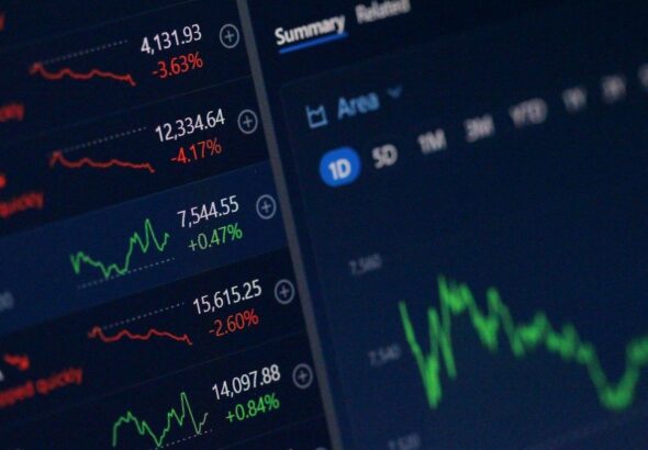 Fidelity moves to add staking, quarterly payouts to near $900 million ether ETF