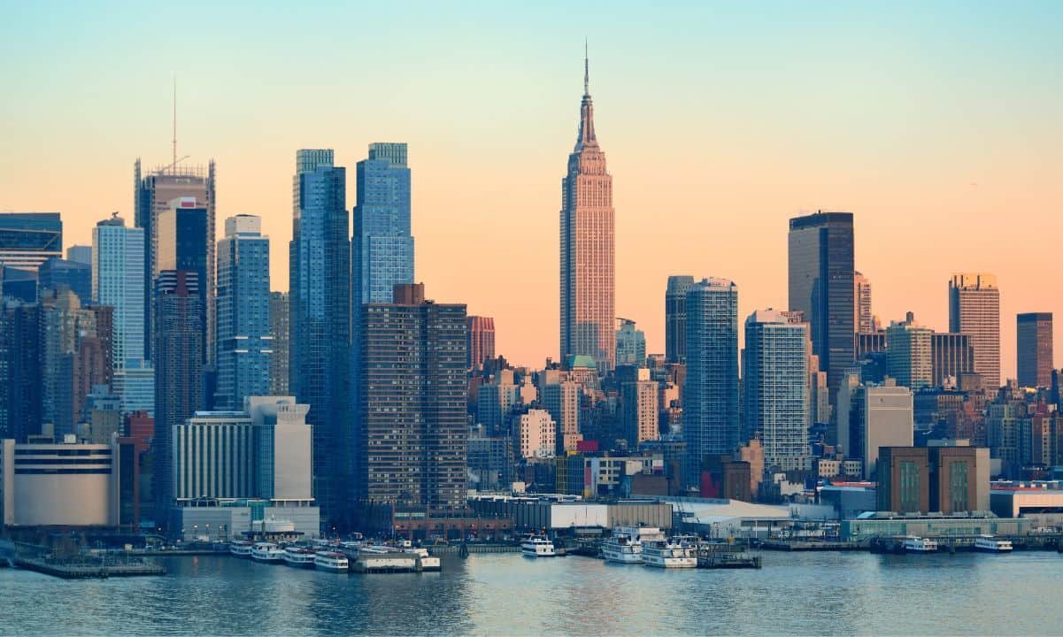New York Sues Polymarket Over Alleged Unlicensed Gambling and Underage Trading