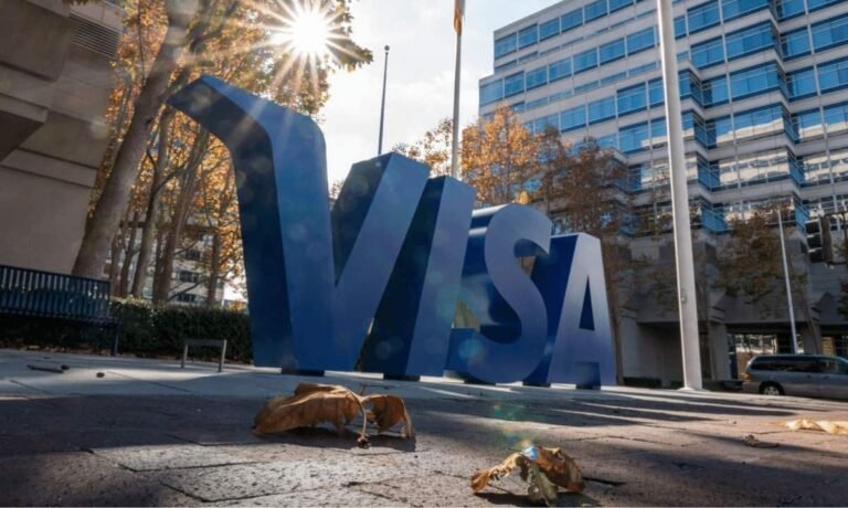 Visa Survey Finds US Stablecoin Interest Jumps to 56% With Bank-Style Safeguards