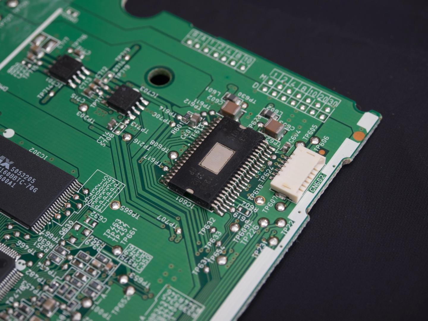 Crypto researchers cut Bitcoin and Ethereum quantum attack estimate by 50%